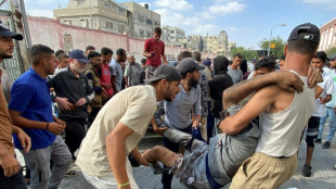 Gaza: des tirs israéliens font plus de 50 morts près d'un centre d'aide, selon la Défense civile