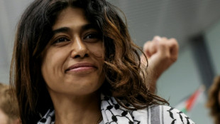 Frankreich: EU-Abgeordnete wegen "Rechtfertigung von Terrorismus" in Polizeigewahrsam genommen