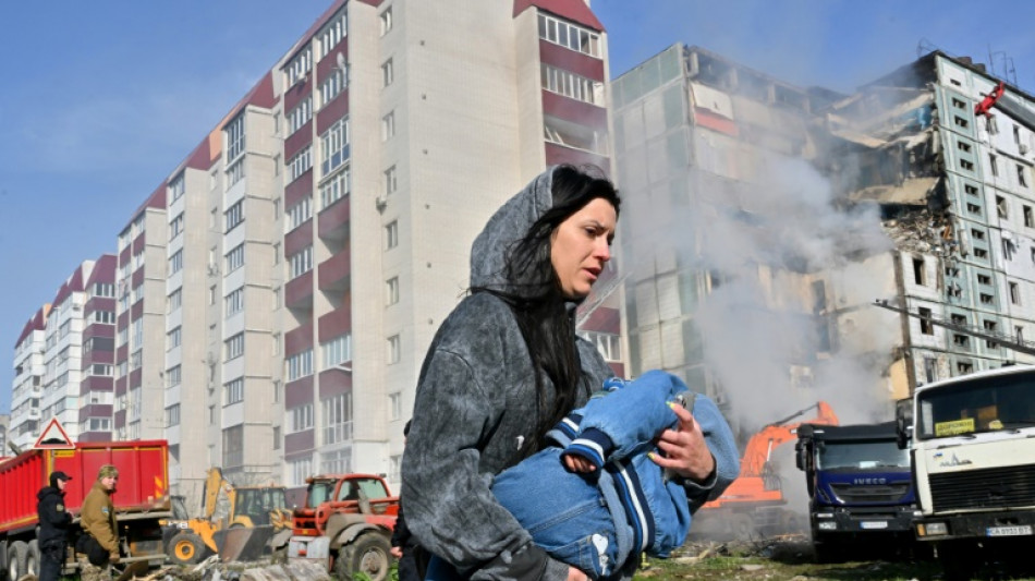 Ukraine : 25 morts dans des frappes russes, Kiev se dit pr&ecirc;t pour son offensive de printemps