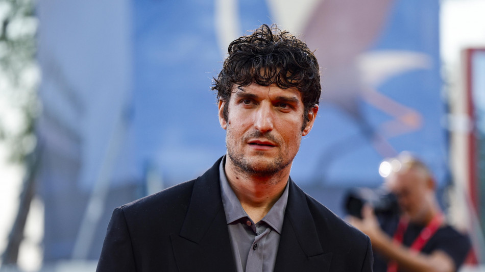 Louis Garrel sar&agrave; John Elkann in Falcon, il biopic di Marco Bellocchio su Marchionne