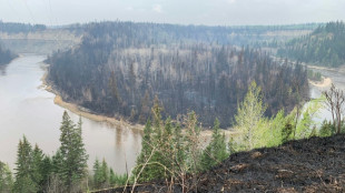 Sequ&iacute;a y calor alimentan incendios forestales sin precedentes en Canad&aacute;