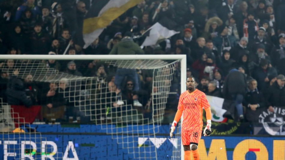 Italie: un match &agrave; huis clos pour l'Udinese apr&egrave;s les injures racistes visant Mike Maignan