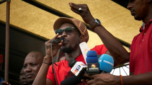 Au Mali, lourdes peines de prison pour un chroniqueur et une influenceuse critiques de la junte