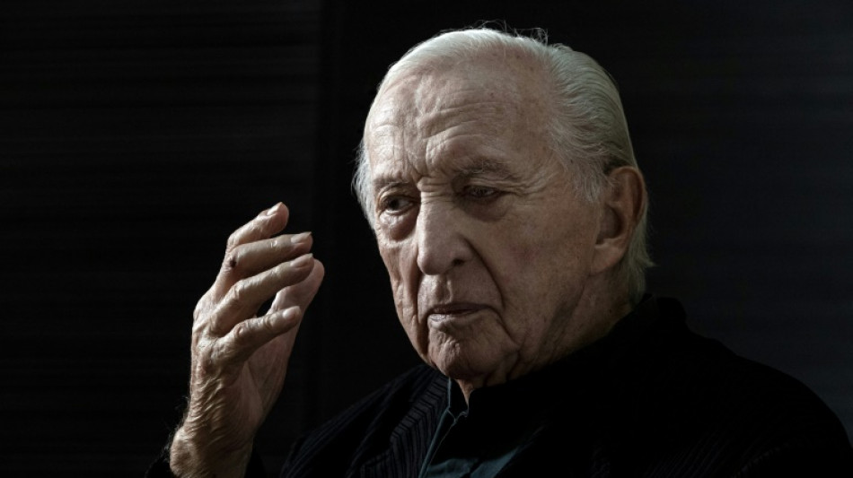 Pierre Soulages, le peintre qui, du noir, faisait jaillir la lumi&egrave;re