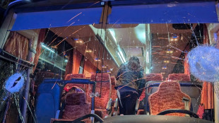 Meloni, inaccettabile l'assalto al pullman di tifosi