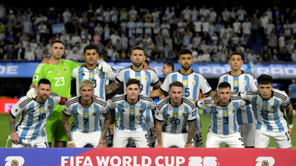 Argentina segue l&iacute;der do ranking da Fifa; Brasil cai para 5&ordm;