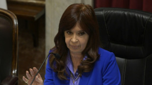 Fiscal&iacute;a pide 12 a&ntilde;os de c&aacute;rcel para la vicepresidenta argentina Kirchner