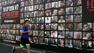 Israël attend du Hamas qu'il libère samedi trois otages vivants pour sauver la trêve