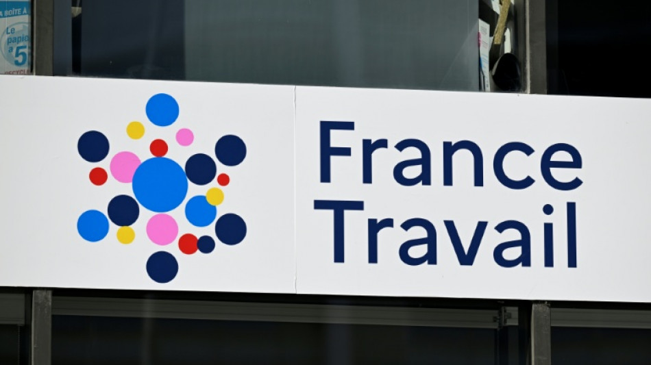 Le taux de ch&ocirc;mage en France poursuit sa hausse, surtout chez les jeunes