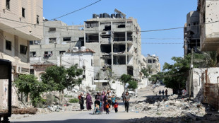Miles de palestinos huyen de combates en Gaza y los mediadores redoblan la presi&oacute;n para lograr una tregua