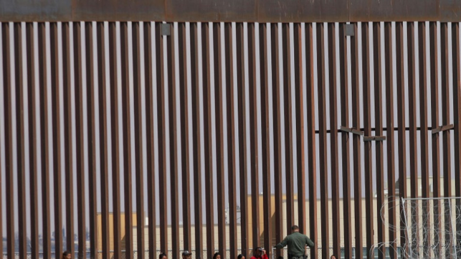 La pol&eacute;mica ley de Texas que permite detener a migrantes, de nuevo en suspenso