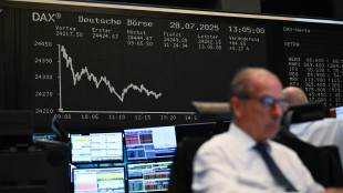 Borsa: l'Europa peggiora dopo Wall Street, Milano -0,8%