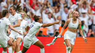 Ohne Anf&uuml;hrerin Popp: DFB-Frauen verlieren Final-Kampf von Wembley