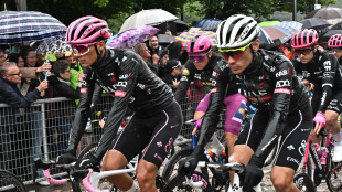 Giro: 16/a tappa; Del Toro resta in maglia rosa