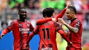Italie: l'AC Milan se contente du service minimum, coups de t&ecirc;te et de folie &agrave; Lecce