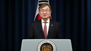 El exjefe de inteligencia de Corea del Sur es detenido por la ley marcial