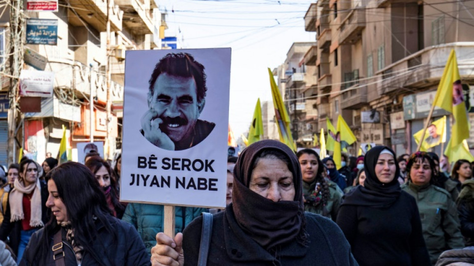 Turquie: un parti pro-kurde rencontre le chef emprisonn&eacute; du PKK