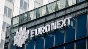 Borsa: Europa cauta dopo avvio Wall Street, Milano +0,12%