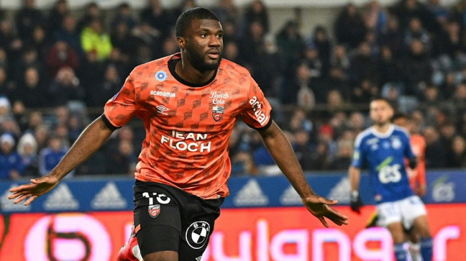 Nigeria striker Moffi joins Nice from French rivals Lorient