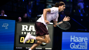 Zverev libra por los pelos la trampa de Landaluce y avanza en el ATP de Viena