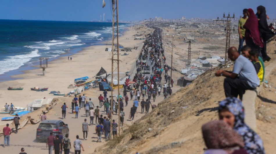 Apr&egrave;s deux ans de guerre, les Gazaouis sur les routes pour retrouver leurs maisons

