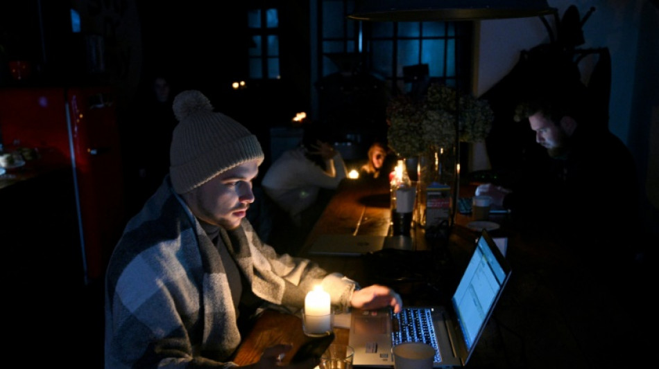 Ukraine: la moiti&eacute; des habitants de Kiev toujours priv&eacute;s d'&eacute;lectricit&eacute;
