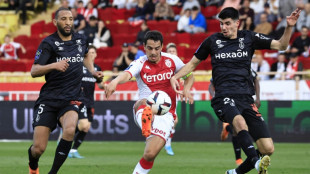 El exsevillista Ben Yedder, condenado a seis meses de c&aacute;rcel por fraude fiscal