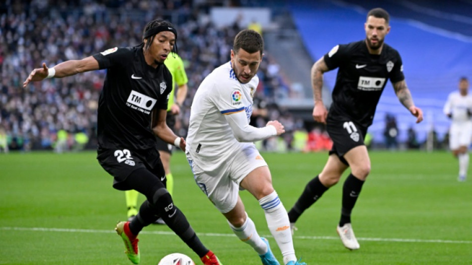 Hazard operado con &eacute;xito para retirarle una placa del peron&eacute; derecho