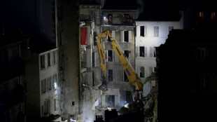 Deux corps retrouv&eacute;s dans l'immeuble effondr&eacute; &agrave; Marseille, les recherches se poursuivent