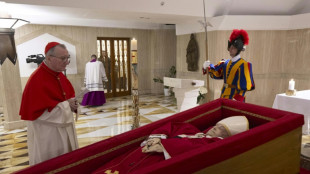 Chefs d'Etat, têtes couronnées et fidèles aux funérailles du pape samedi