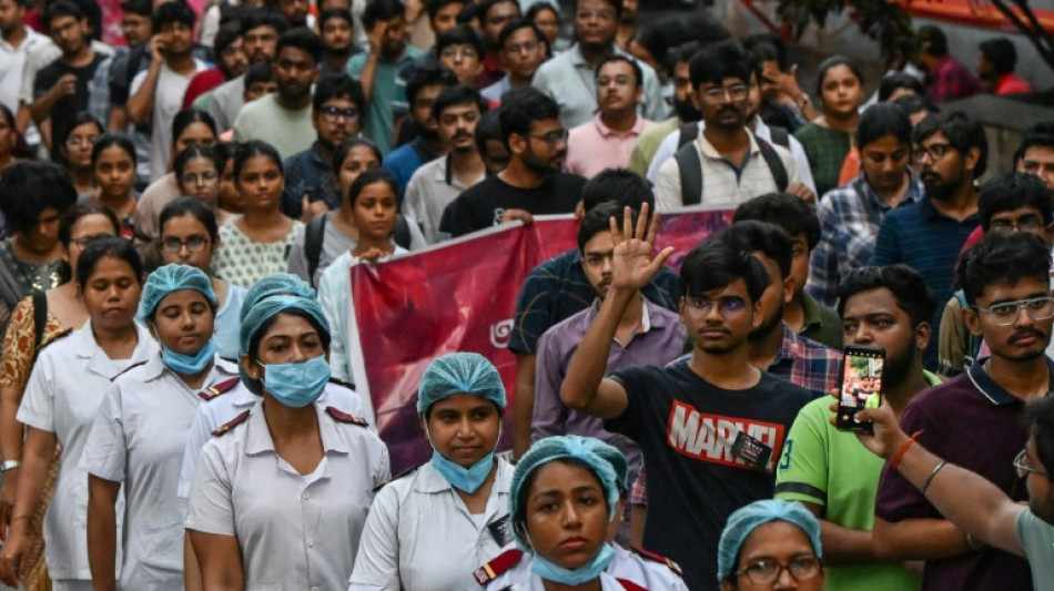 Inde&nbsp;: les soignants vont "intensifier" les manifestations apr&egrave;s le viol et le meurtre d'une coll&egrave;gue 