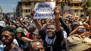 El presidente de Madagascar disuelve el Parlamento antes de un voto de destitución