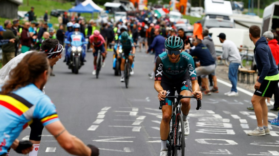 Hindley arrebata la 'maglia rosa' a Carapaz en la pen&uacute;ltima etapa del Giro