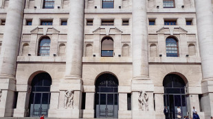 Borsa: Milano chiude in rialzo, +1,09%