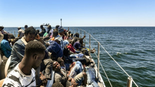 Encuentran a 13 migrantes muertos frente a la costa de T&uacute;nez