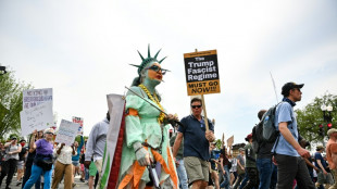 Des milliers d'Américains dans la rue contre Trump