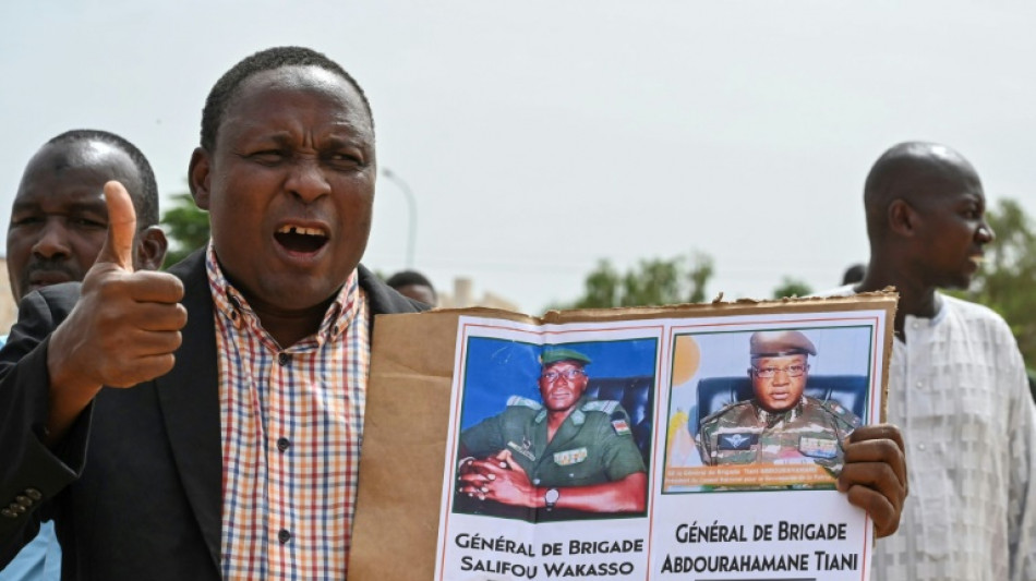 Pa&iacute;ses de &Aacute;frica occidental refuerzan la opci&oacute;n militar contra el golpe de Estado en N&iacute;ger