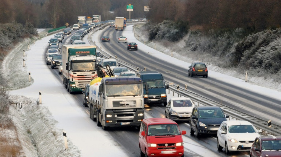 Neige/verglas: 28 d&eacute;partements plac&eacute;s en vigilance orange jeudi (M&eacute;t&eacute;o-France) 