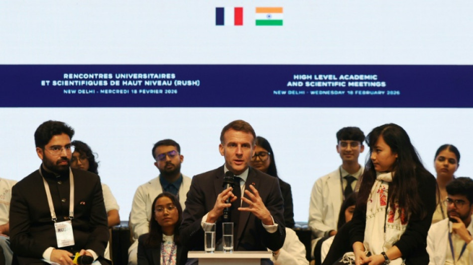 "On est dans la course" : Macron invite les &eacute;tudiants indiens &agrave; venir en France