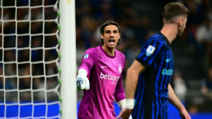Goleiro su&iacute;&ccedil;o Yan Sommer assina com o Club Brugge