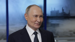 Putin sugere administra&ccedil;&atilde;o de transi&ccedil;&atilde;o na Ucr&acirc;nia sem Zelensky