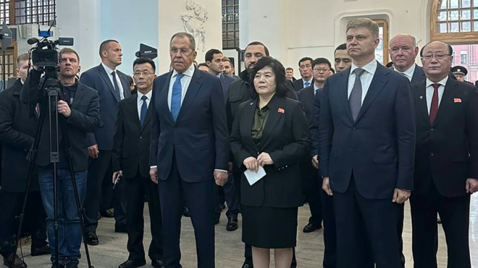 Coreia do Norte apoiar&aacute; a R&uacute;ssia at&eacute; a 'vit&oacute;ria' na Ucr&acirc;nia, afirma chanceler