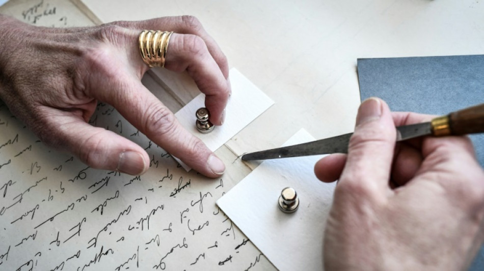Sous la poudre contre l'asthme, un tr&eacute;sor litt&eacute;raire sign&eacute; Proust