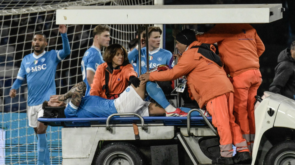 Napoli: per Di Lorenzo un distorsione, niente operazione