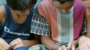 Via libera definitivo del Parlamento francese al divieto dei social per under-15