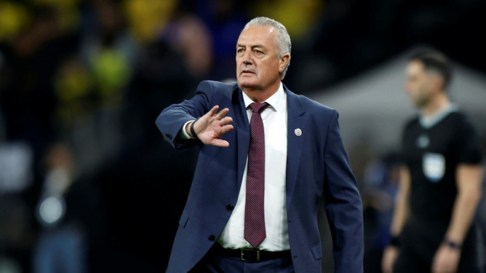 Sem quatro titulares, Paraguai inicia prepara&ccedil;&atilde;o para enfrentar Equador