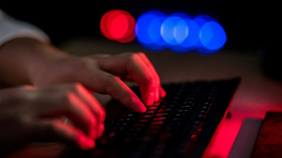 Proc&egrave;s des mails "cryptopornos": des peines de prison ferme requises