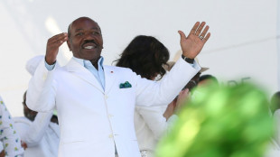 Pr&eacute;sidentielle au Gabon: l'opposition demande &agrave; nouveau &agrave; M. Bongo de conc&eacute;der la d&eacute;faite