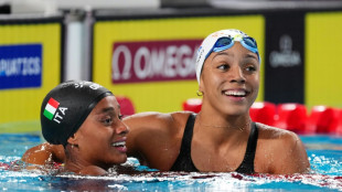 Euro de natation: la Fran&ccedil;aise Moluh en argent sur 50 m dos, record du monde pour l'Italienne Curtis