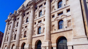 Borsa: Milano allunga il passo (+0,6%), bene Mediobanca ed Mps